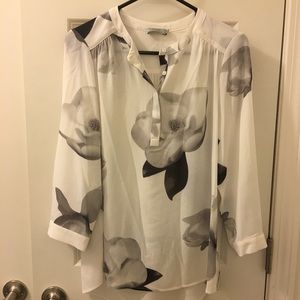 Dalia Black & White Flower print blouse